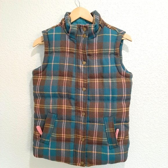 Boden Pembroke Plaid Wool Blend Quilted Vest - Picture 2 of 14